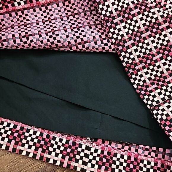 Ann Taylor Plaid Mini Skirt Pink Black White Size 4P - Picture 3 of 6
